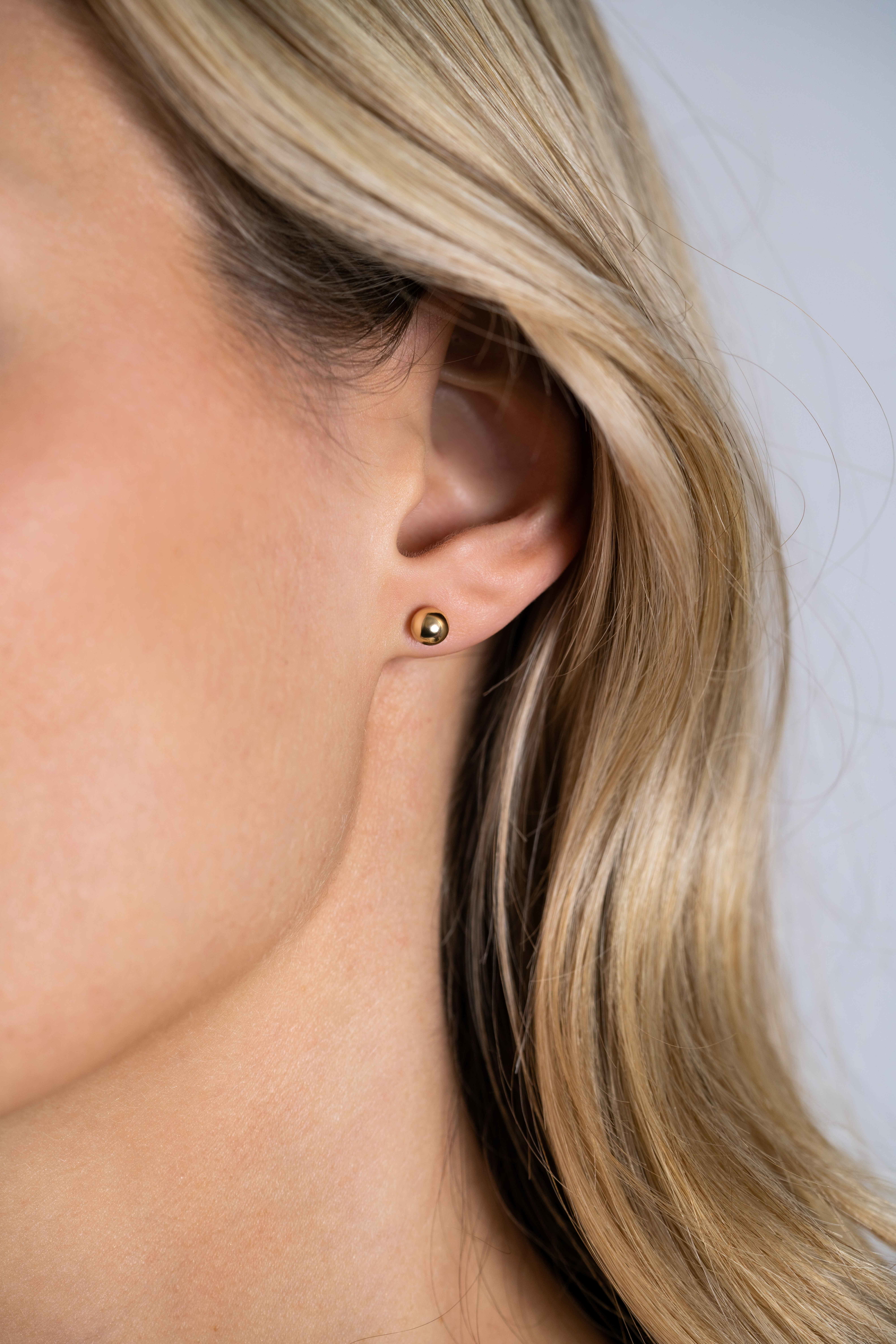 5mm ZINZI 14K Gold Bead Stud Earrings ZGO395