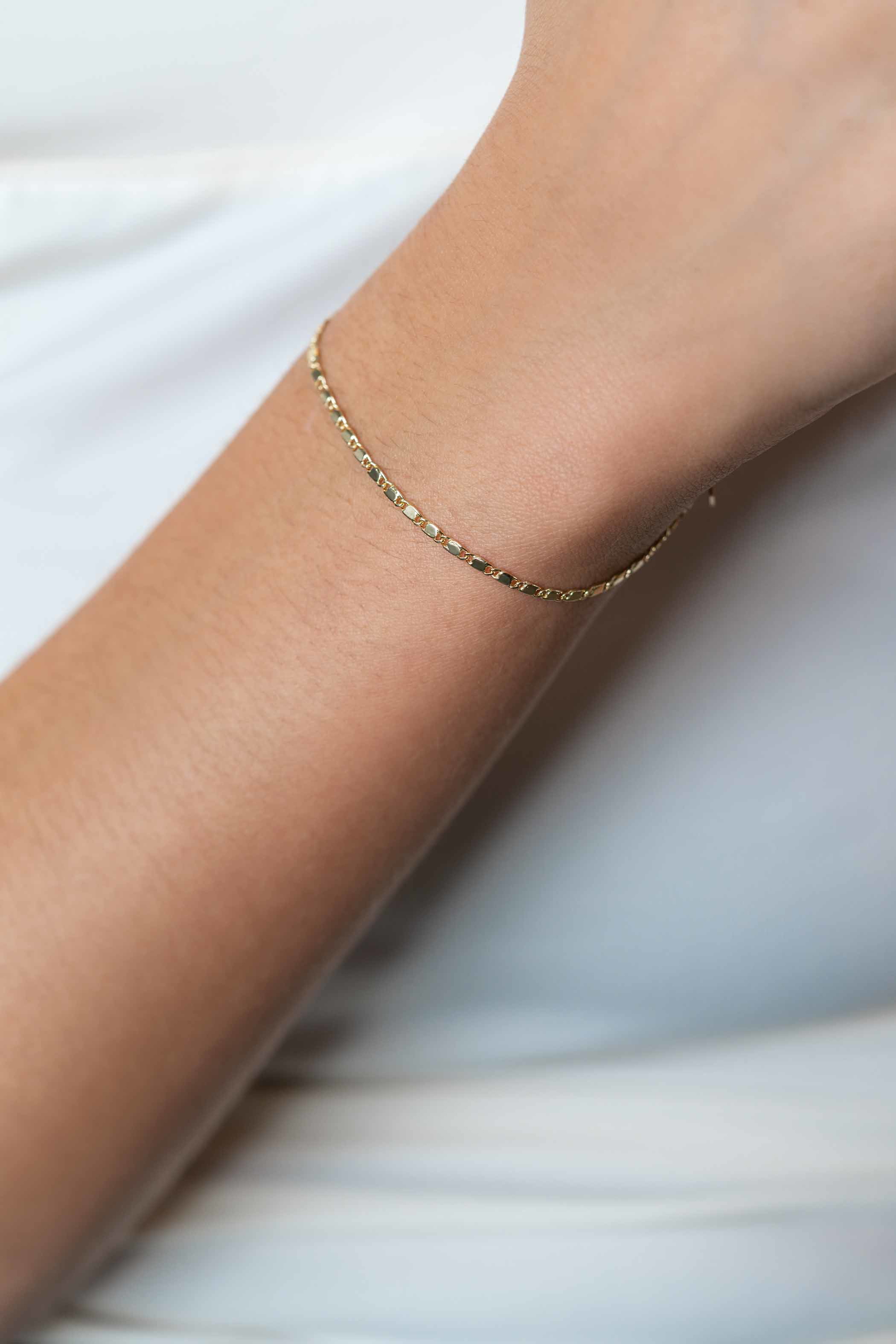 ZINZI Gold 14 carat solid gold bracelet with shiny fantasy plates, 1.7mm wide, 17-19cm ZGA497