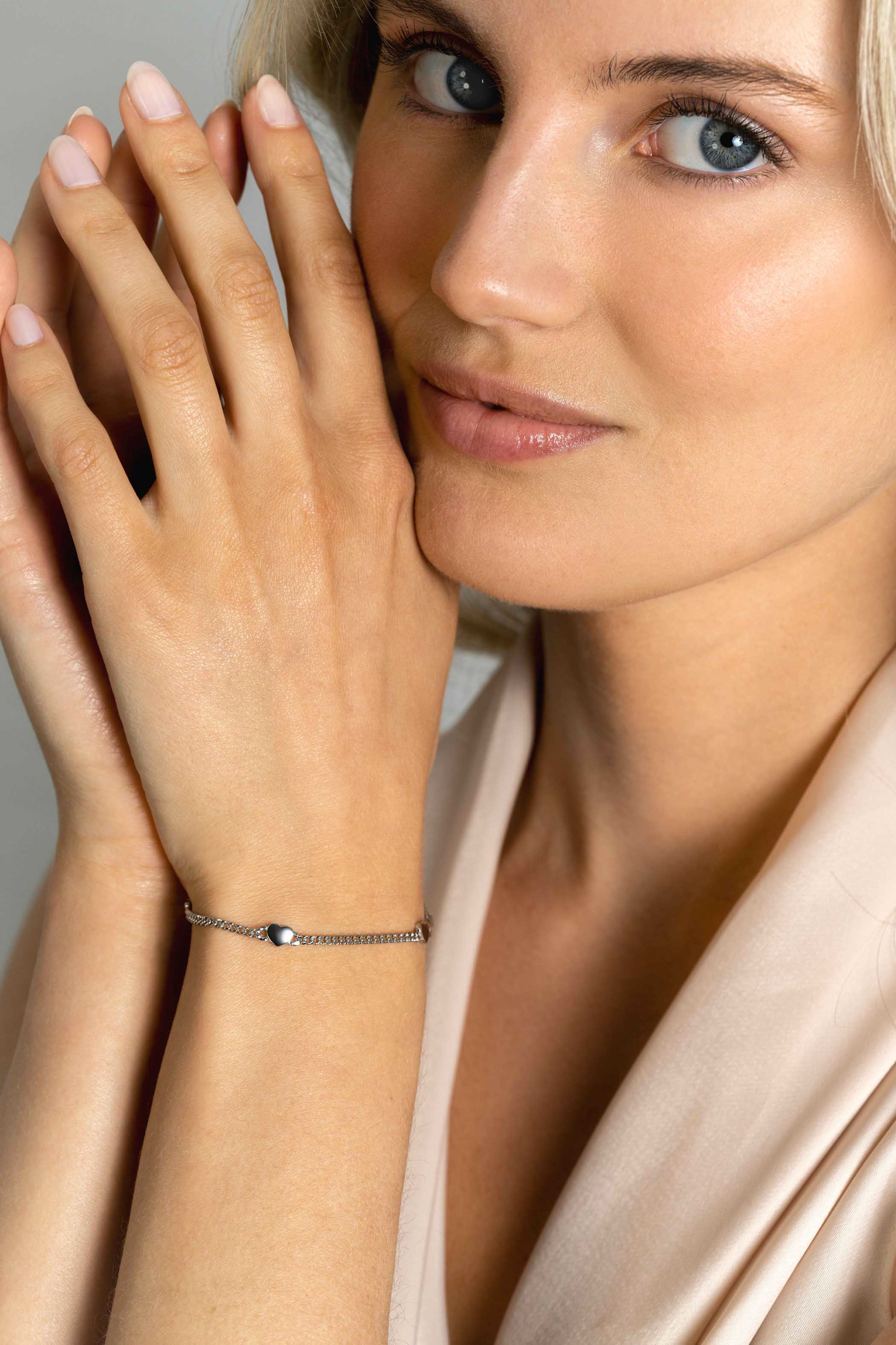 ZINZI zilveren gourmet armband met drie glanzende hartjes 17-20cm ZIA2408