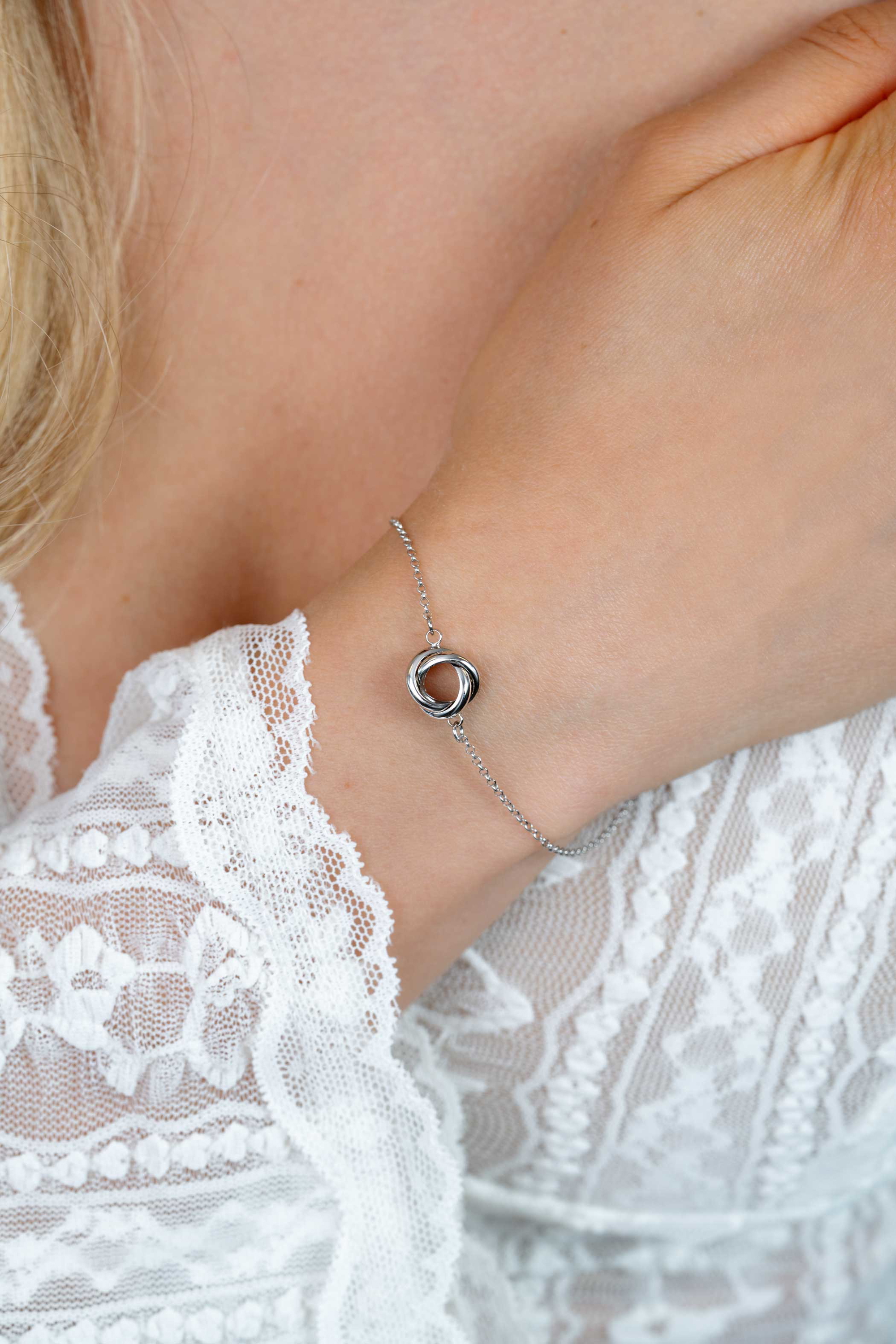 ZINZI zlv. armband 3 ringen in elkaar