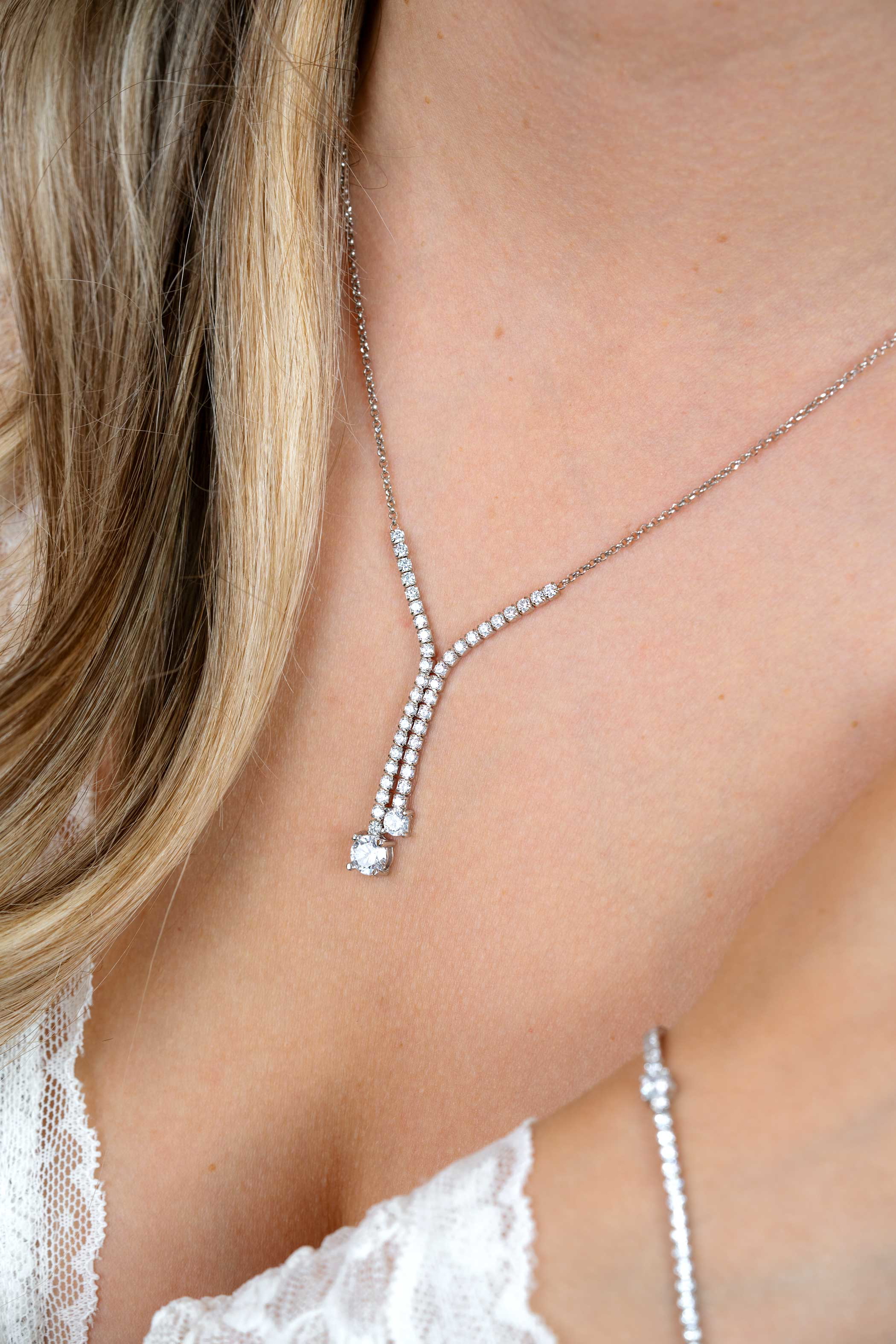ZINZI zilveren Y-collier 45cm met luxe tennislook en witte zirkonia's in rijzetting met twee grotere witte zirkonia's ZIC2894