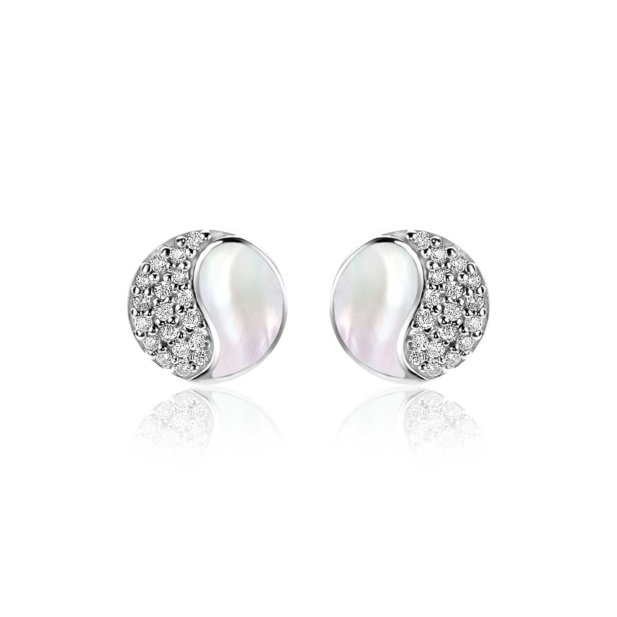 9mm ZINZI zilveren Yin Yang oorstekers, bezet met parelmoer en witte zirconia's. Yin Yang staat symbool voor: balans, harmonie, dynamiek en verbondenheid ZIO2423