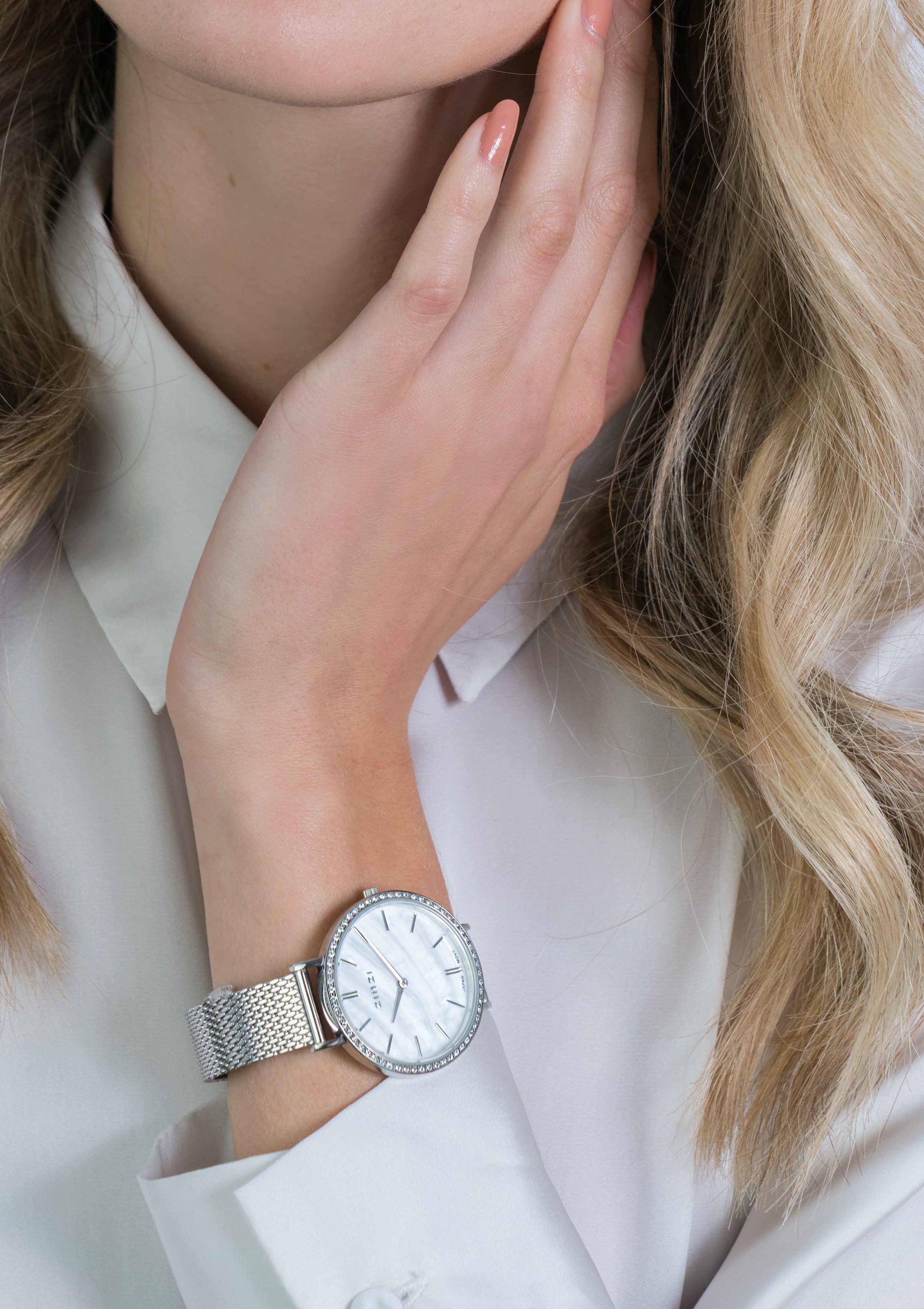 ZINZI horloge GRACE 34mm wit parelmoer wijzerplaat, rondom bezet met witte crystals, stalen kast en band ziw1317
