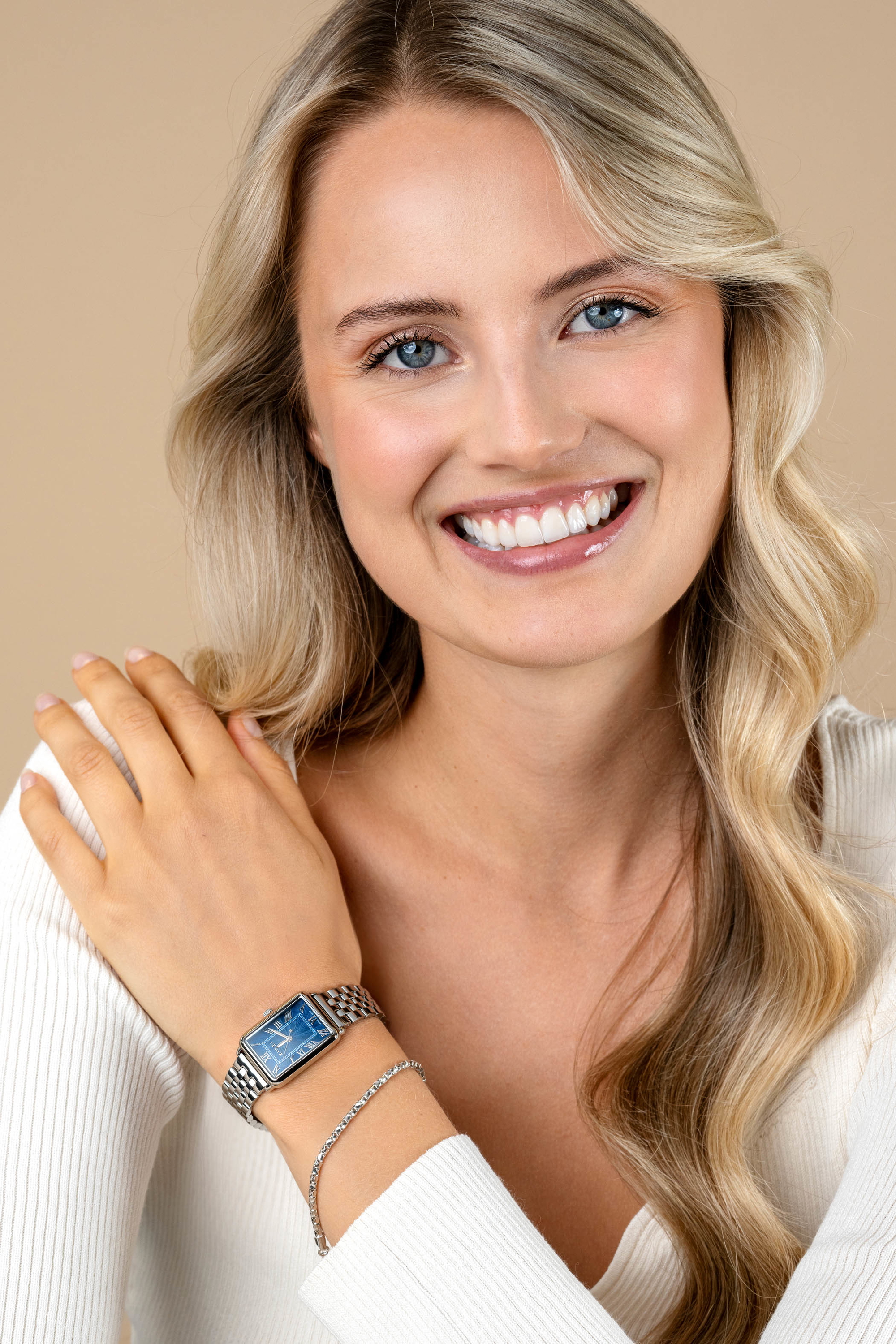 ZINZI Elegance horloge blauwe wijzerplaat en rechthoekige kast stalen schakelband 28mm extra dun ZIW1955