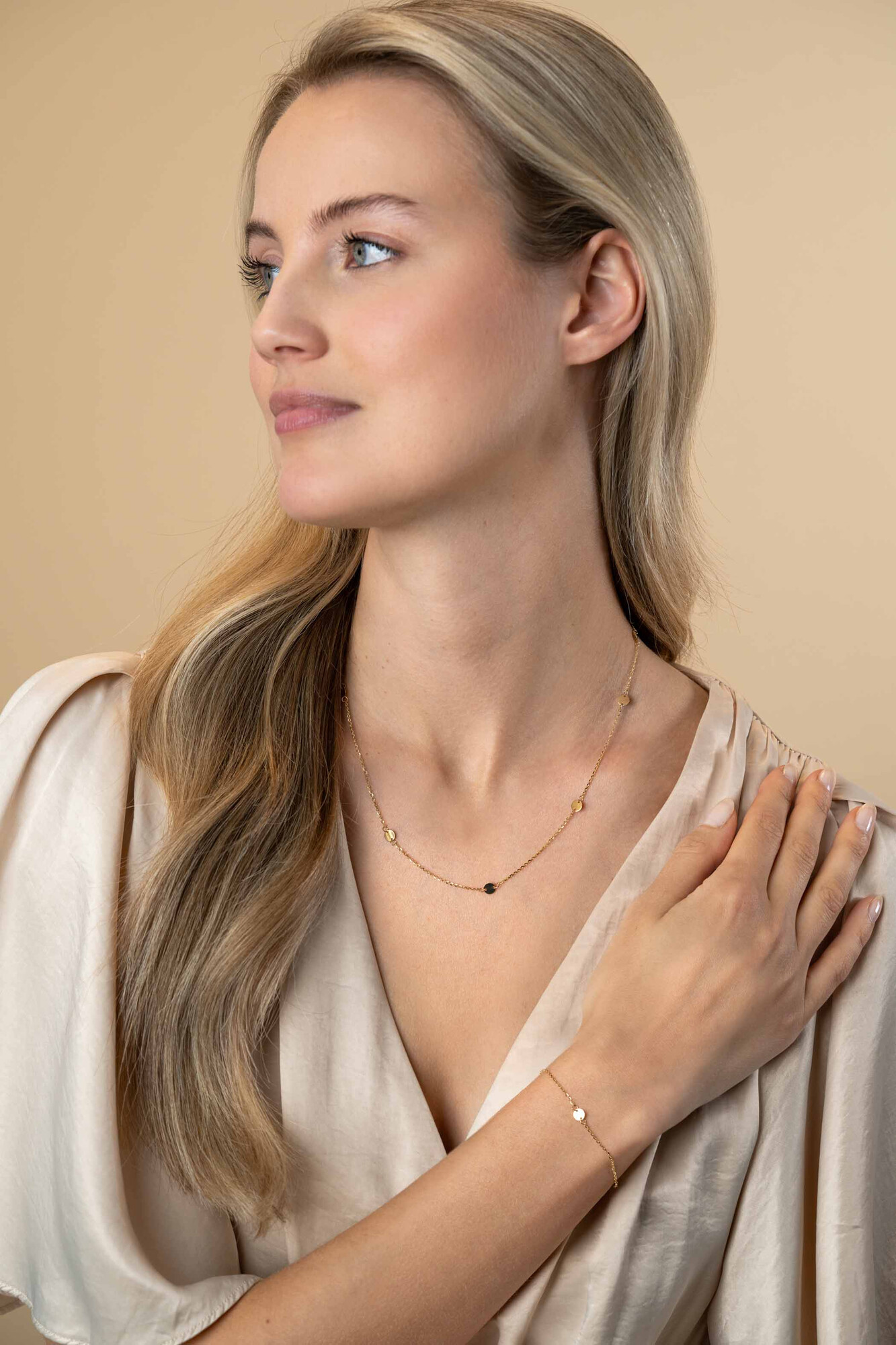 ZINZI Gold 14 krt gouden armband met subtiele jasseron schakels en drie ronde gladde plaatjes 5mm breed 18-20cm ZGA444
