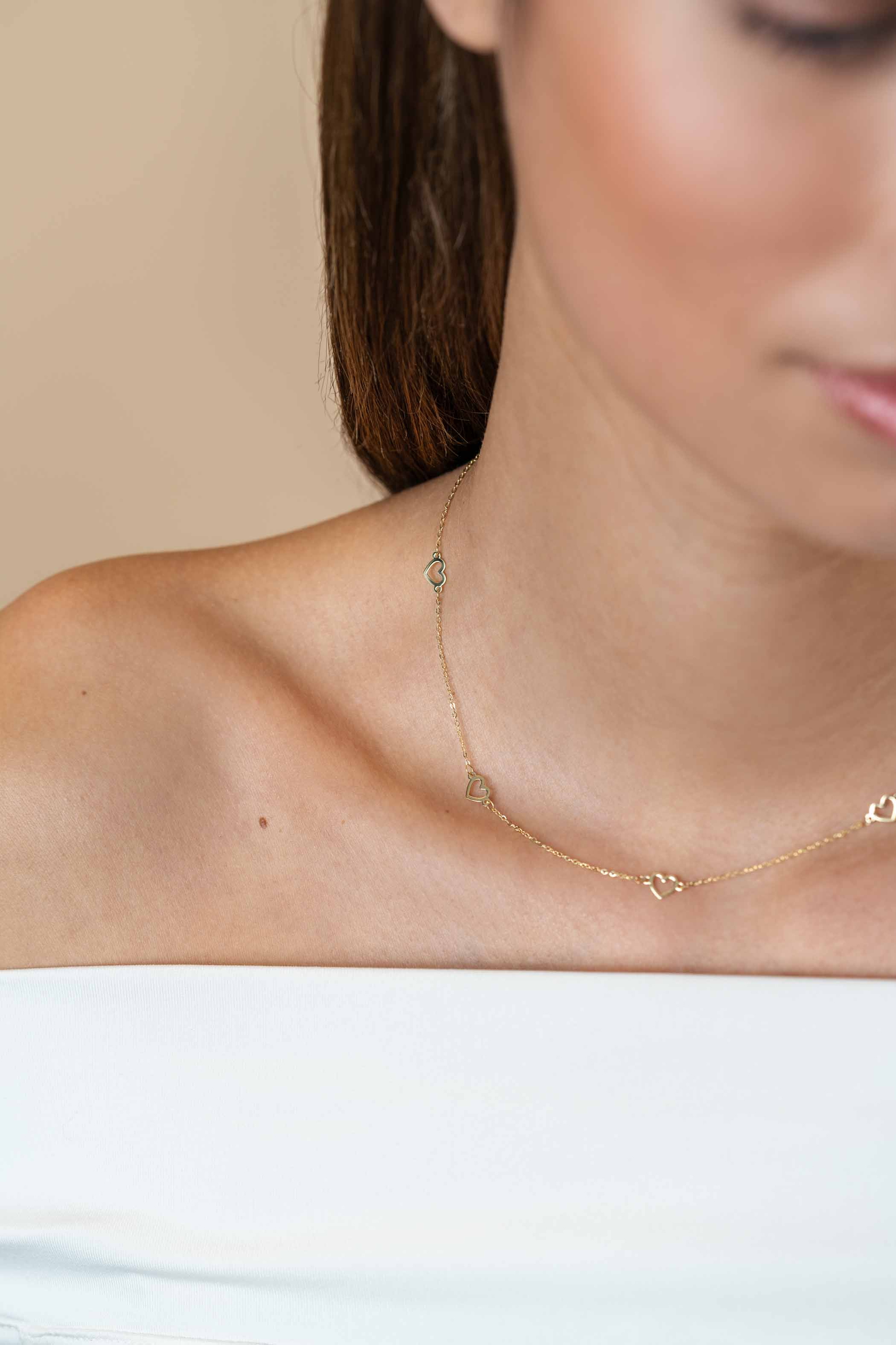 ZINZI Gold 14 carat gold necklace with delicate jasseron links and five open hearts, 5mm wide, 42-45cm ZGC504
