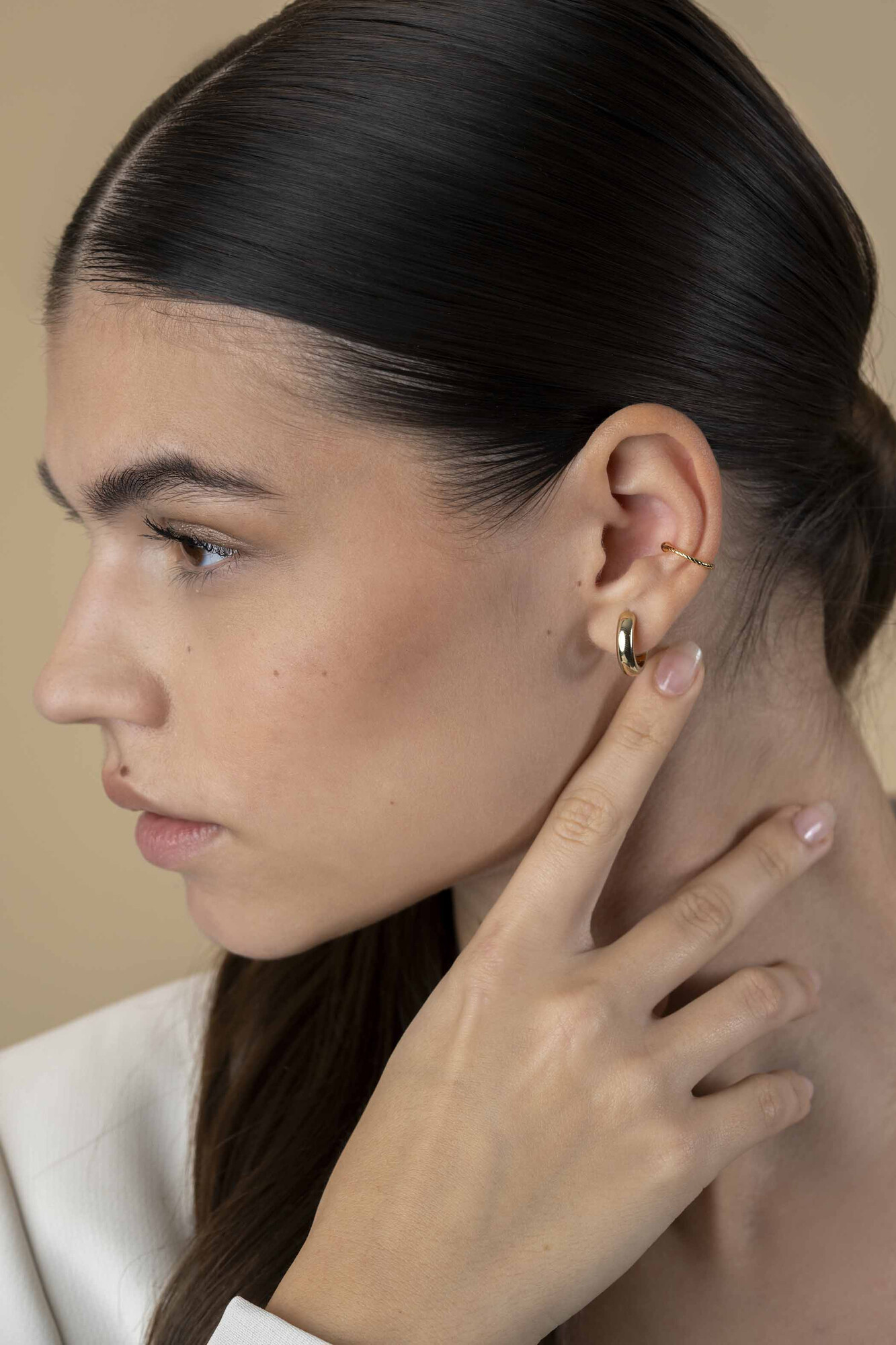 ZINZI zlv. earcuff gg.verg. gedraaid