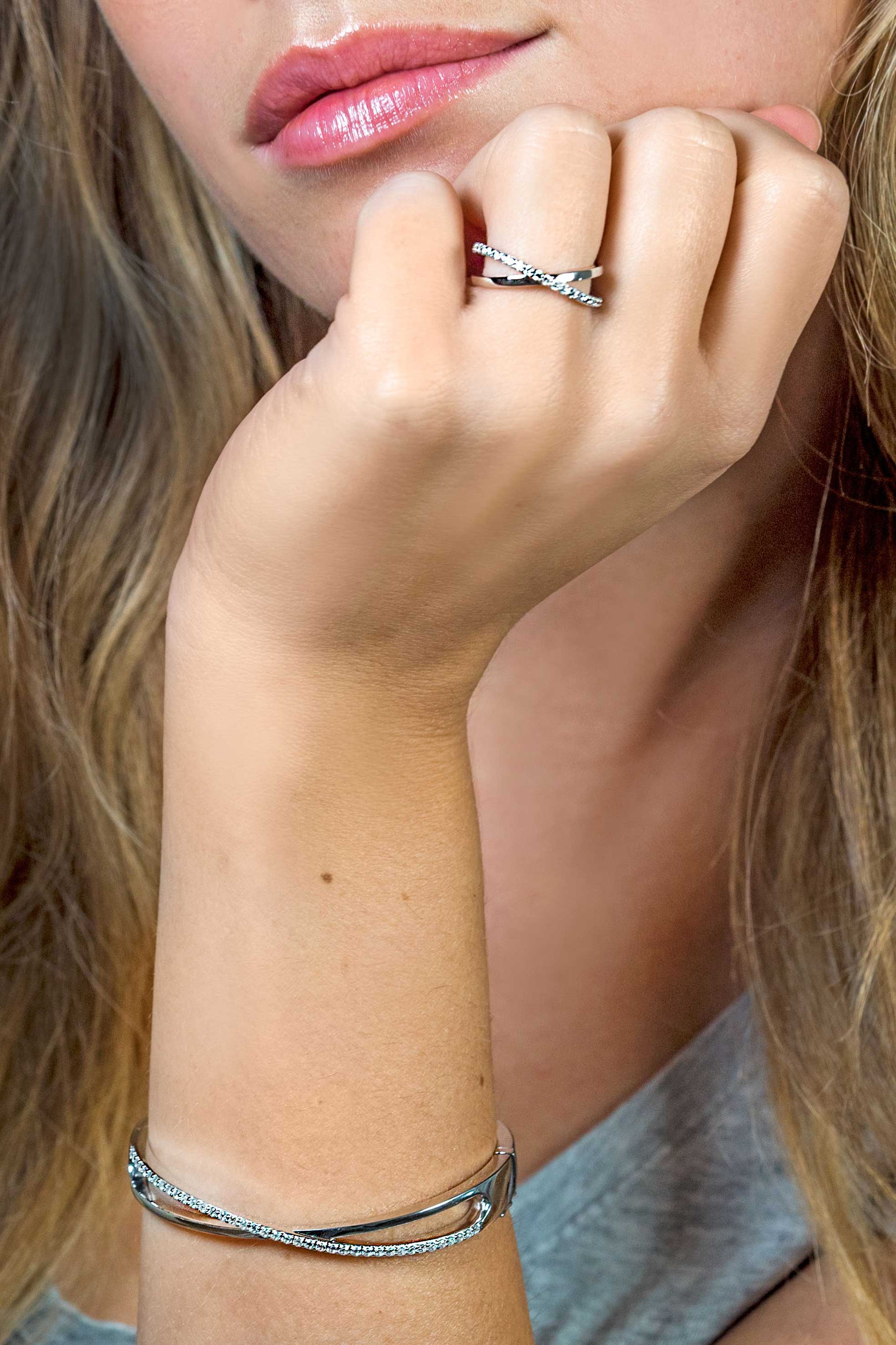 ZINZI Sterling Silver Crossover Ring Shiny White ZIR1569