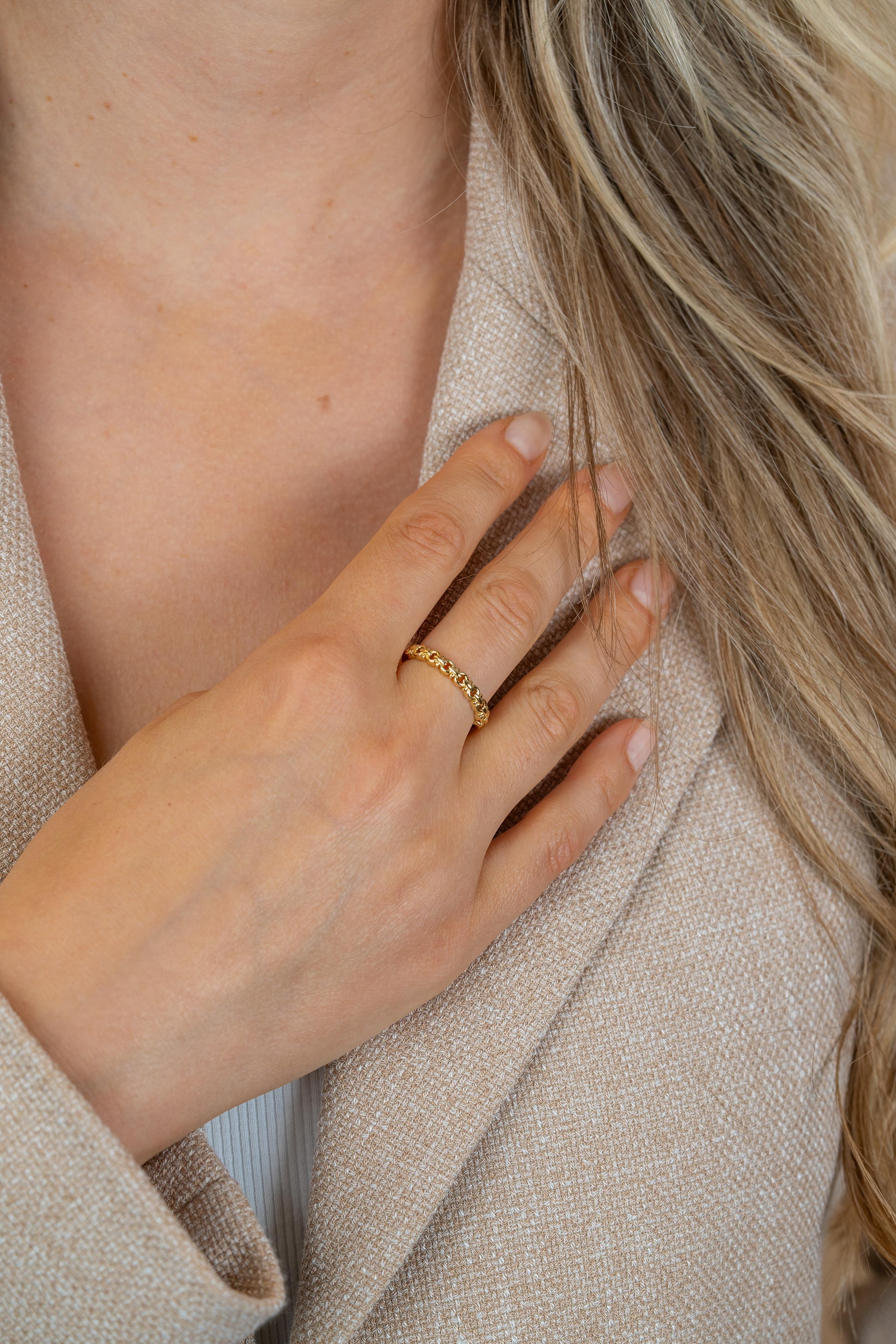 ZINZI goldplated zilveren aanschuifring met fantasie schakels ZIR2802