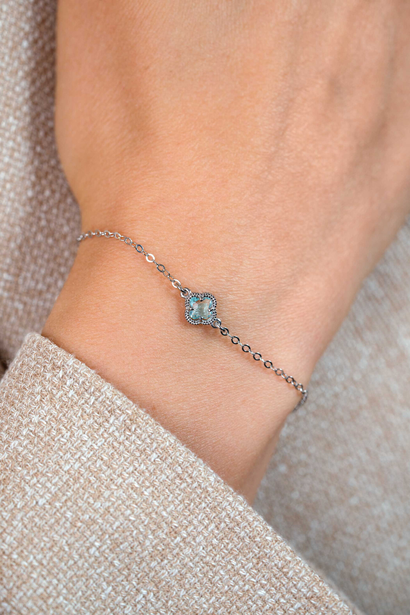 ZINZI zlv. armband met 1x  blauwe klaver