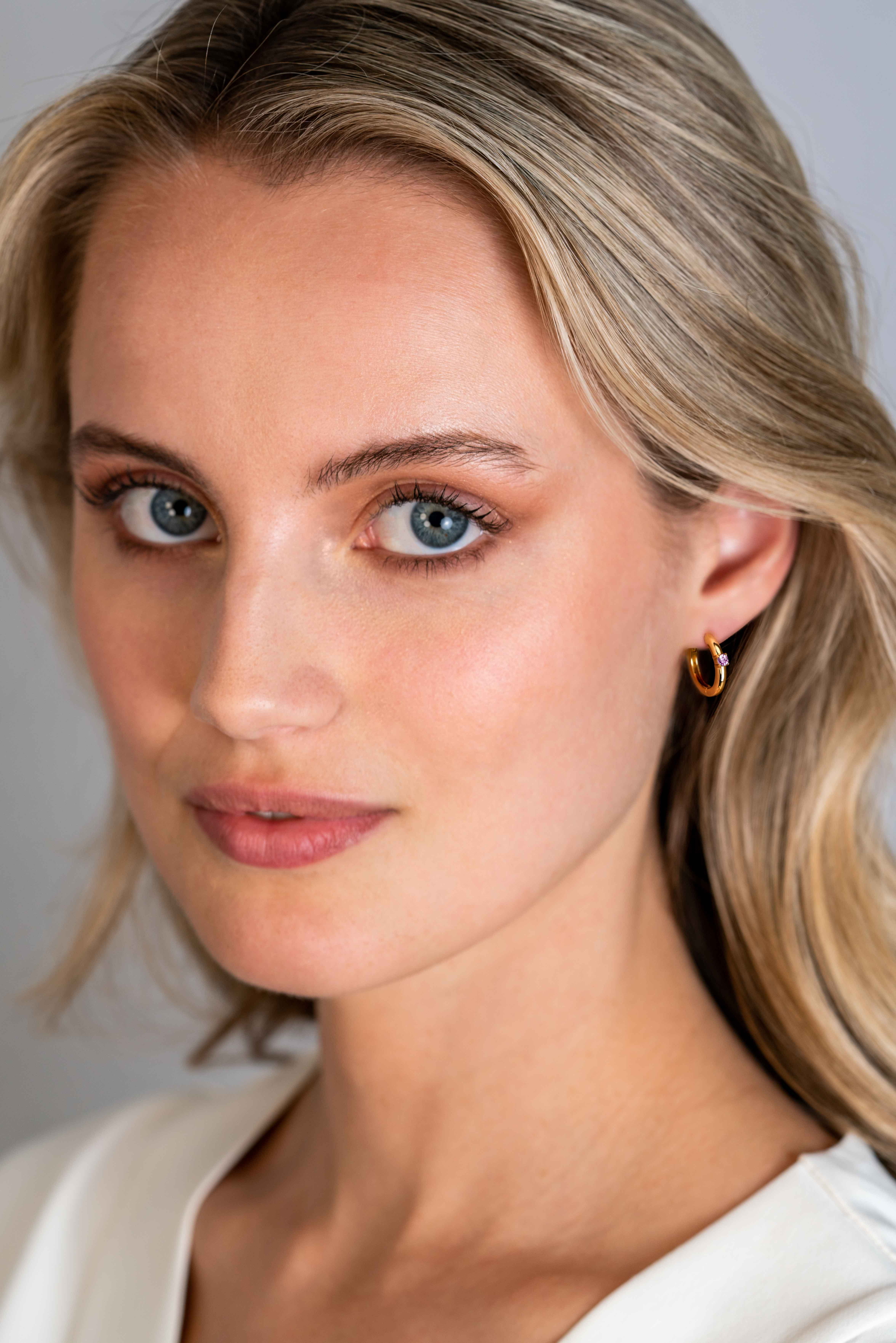 ZINZI zlv.oorringen gg.verg birthstones toermalijn cz
