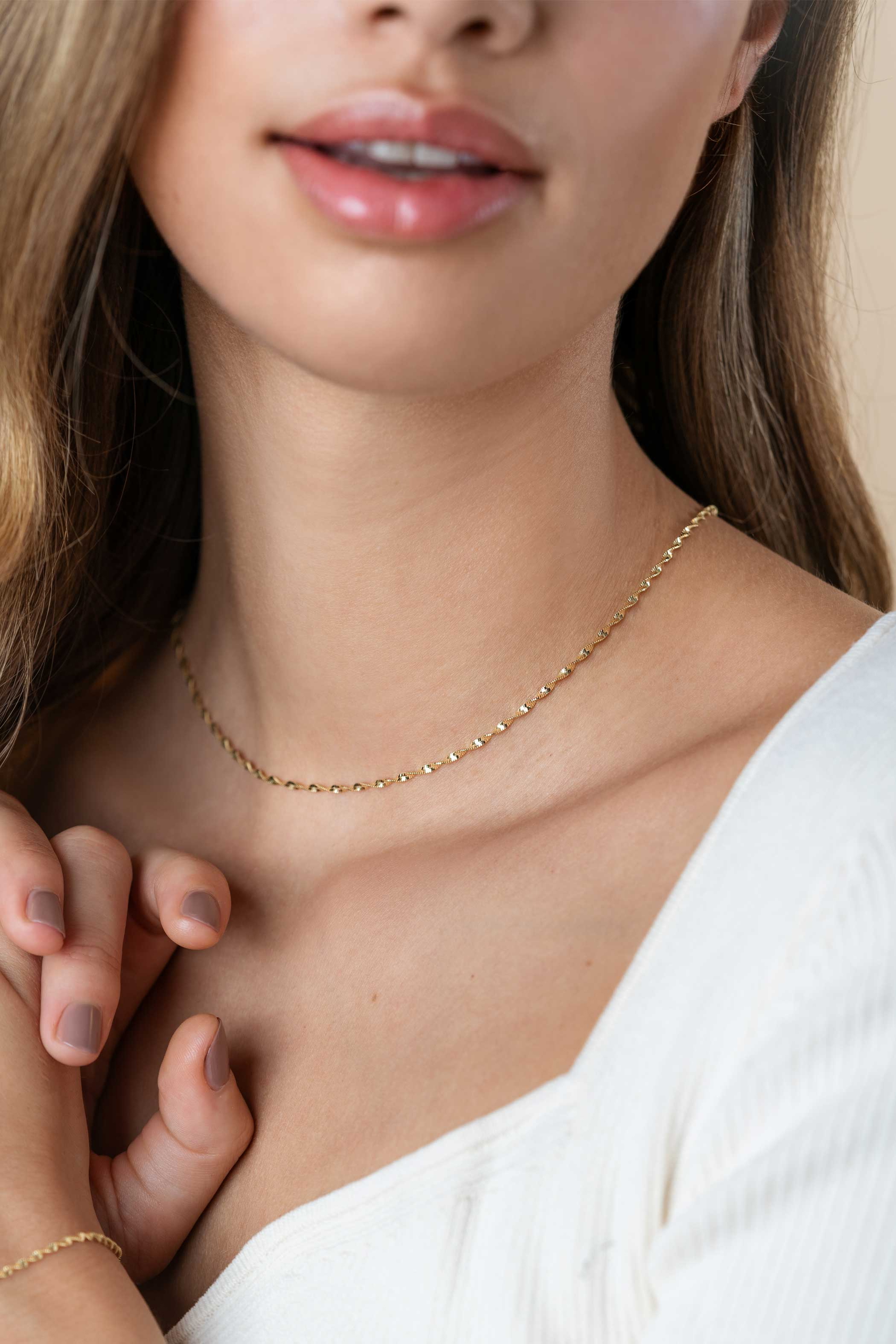 ZINZI gold plated silver necklace with sparkling twisted links 1.9mm wide 43-45cm ZIC2585G
