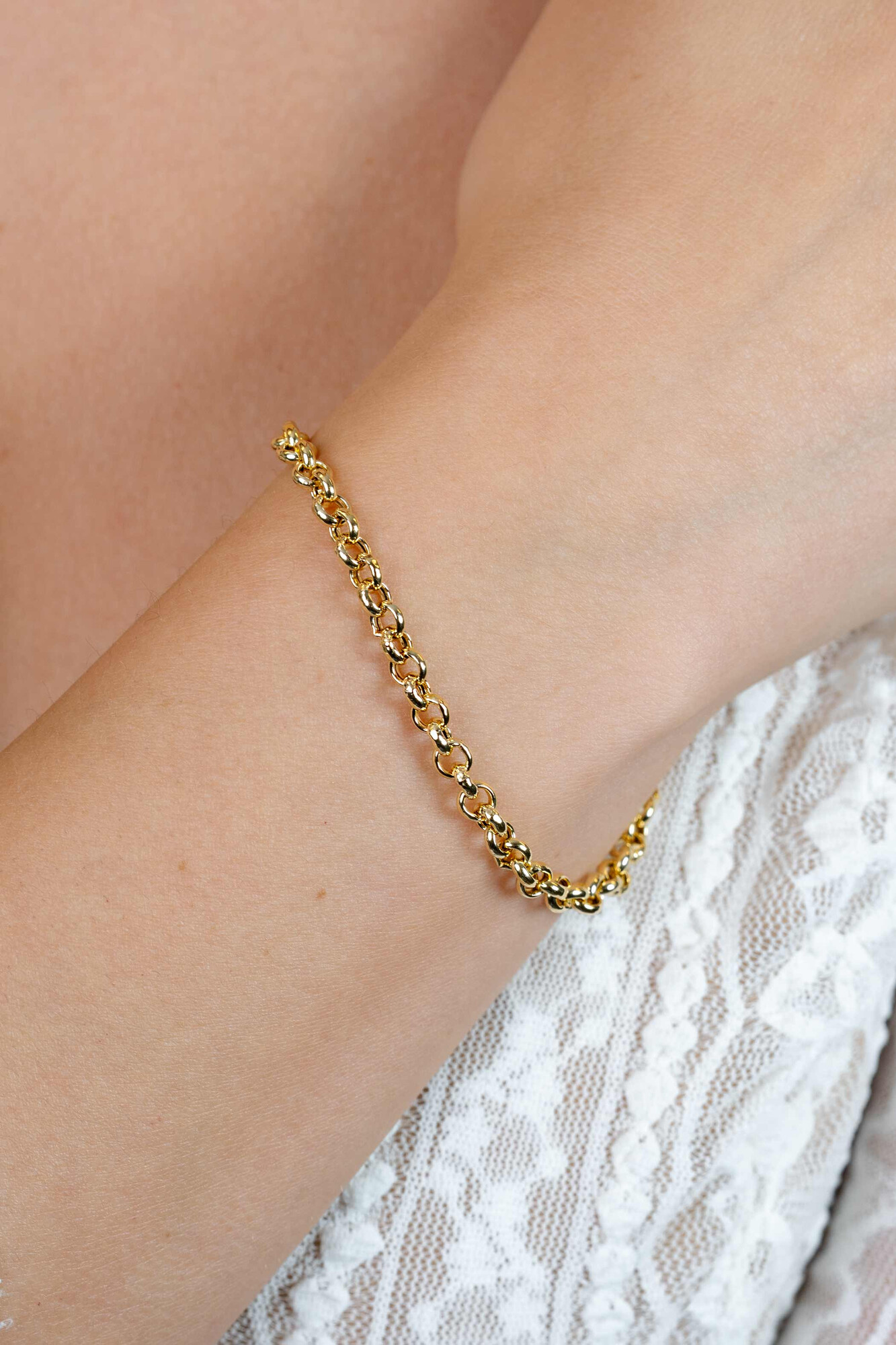 ZINZI zilveren geelvergulde jasseron armband 4,5mm breed 18cm ZIA1911G
