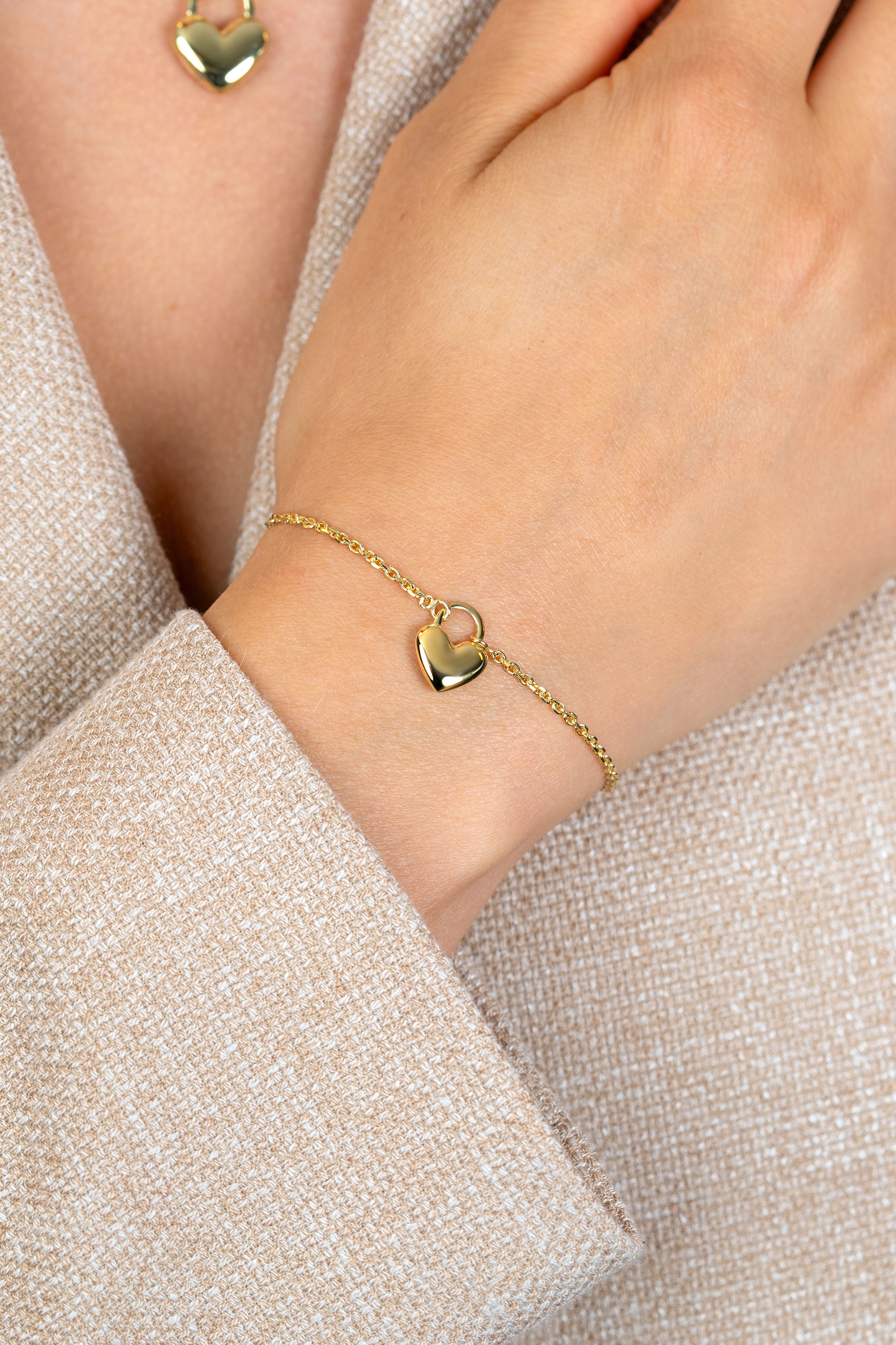 ZINZI gold plated silver link bracelet with a heart-shaped lock pendant 17-20cm ZIA2673G