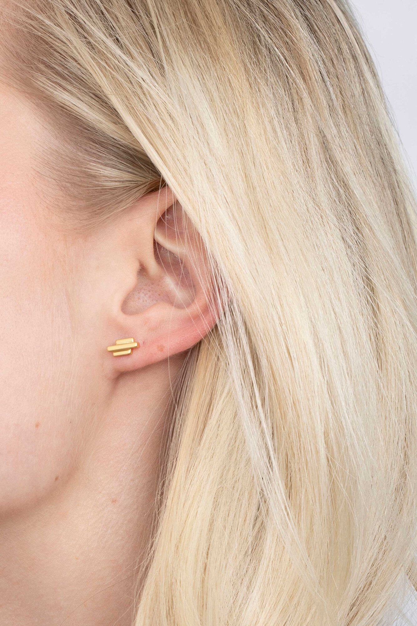 9mm ZINZI Gold Plated Sterling Silver Stud Earrings 3 Small Bars ZIO1586G