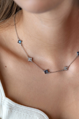 ZINZI silver link necklace with two silver and three blue clovers 40-45cm ZIC2582
