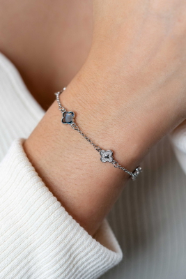 ZINZI silver link bracelet with two silver and three blue clovers 16-19cm ZIA2582
