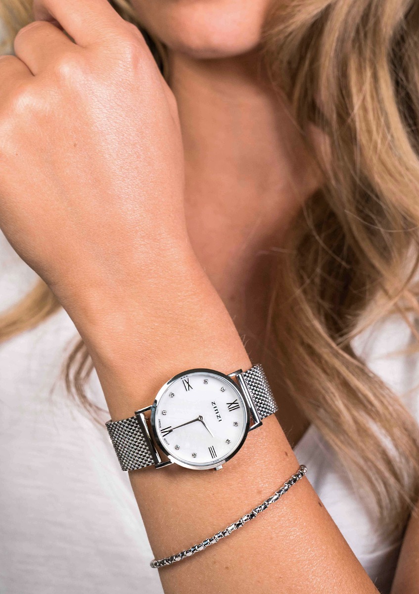 ZINZI Roman horloge witte parelmoer wijzerplaat, witte zirconia's bij uuraanduiding, stalen mesh band 34mm extra dun ZIW521M